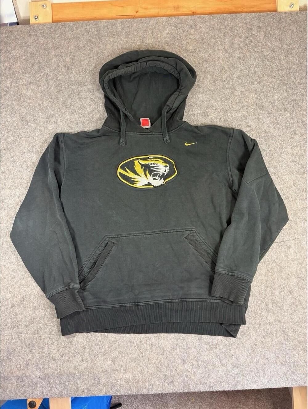 Vintage Y2k Nike Team Missouri Tigers Mizzou Sweatshirt Hoodie Swoosh Large